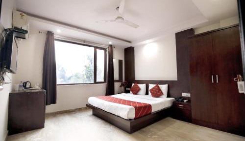 Superior King Room