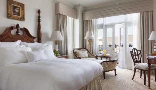 Luxury King Room