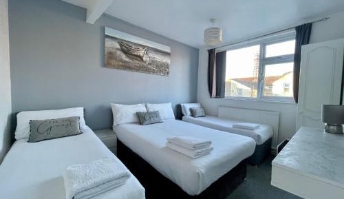 One-Bedroom Family Apartment