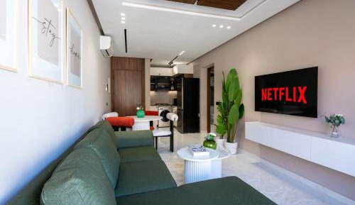 One-Bedroom Apartment with Balcony