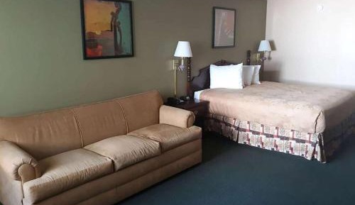 Deluxe King Room - First Floor - Non-Smoking