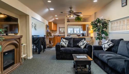 Two-Bedroom Holiday Home