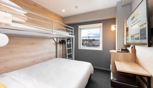 Double Room with Loft Bed - Non-Smoking 
