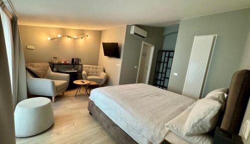 Suite with Balcony