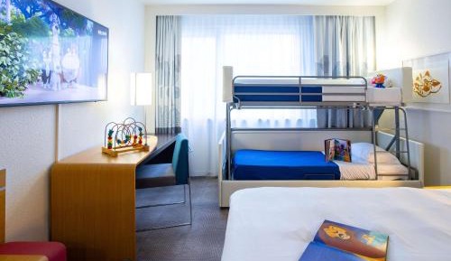 Standard Double Room with Bunk Bed