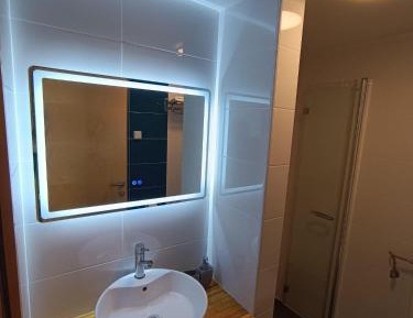 Room #69779006