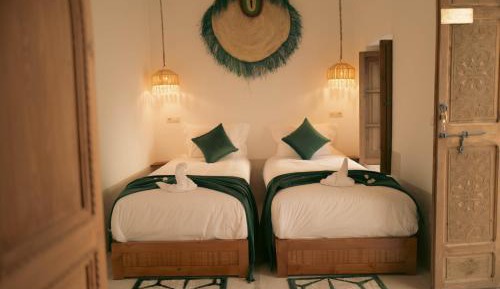 Twin Room with Bathroom
