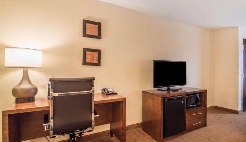 King Suite with Sofa Bed - Non-Smoking