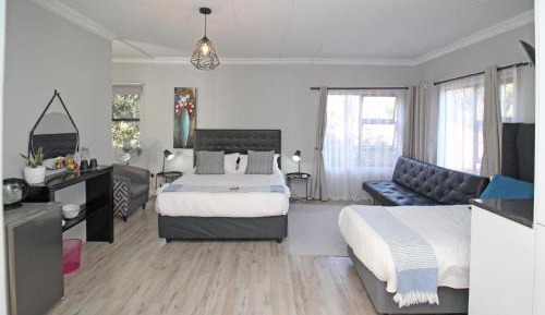 Deluxe Double or Twin Room