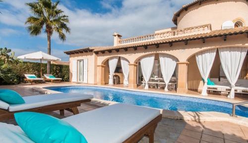 Villa with Private Pool