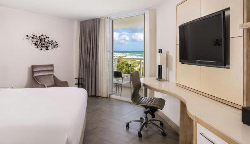 King Room with Ocean View and Balcony