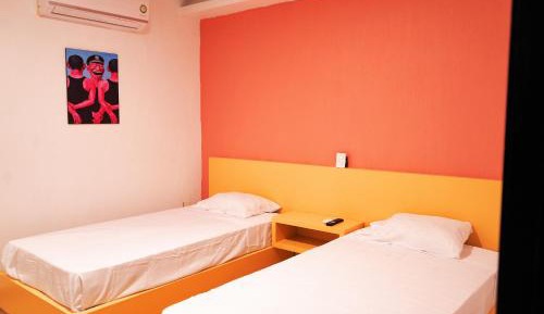 Twin Room with Private Bathroom