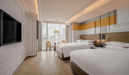 Superior Topaz Room with Two Double Beds