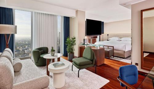 Junior King Suite