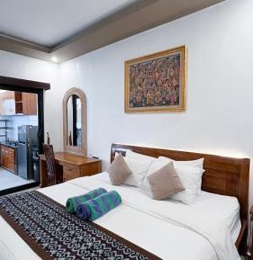 Standard King Room