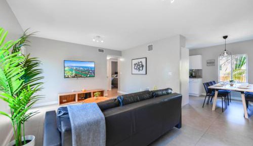 Three-Bedroom Standard Apartment