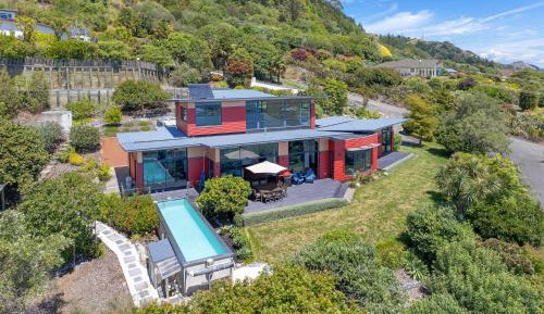 Four-Bedroom Holiday Home