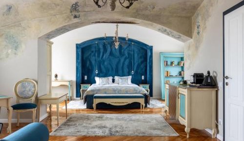 Deluxe Family Suite