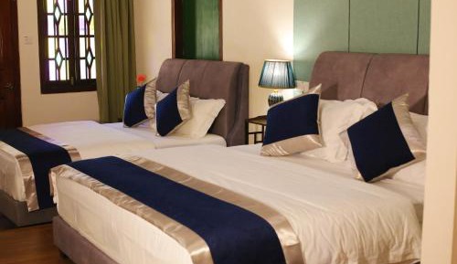 Large Double Room