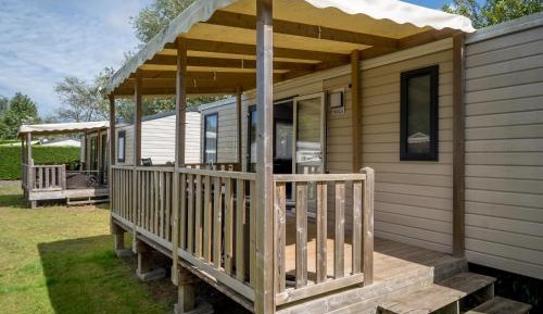 Standard Chalet 2