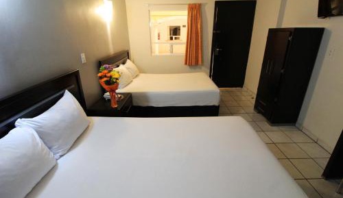 Room #1097756004