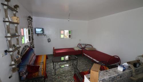 One-Bedroom Apartment with Garden
