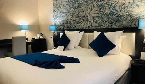 Superior King Room