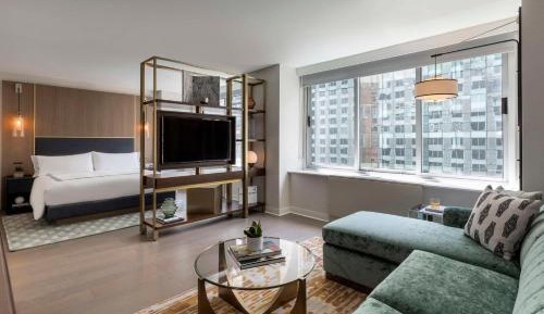 King Studio Suite