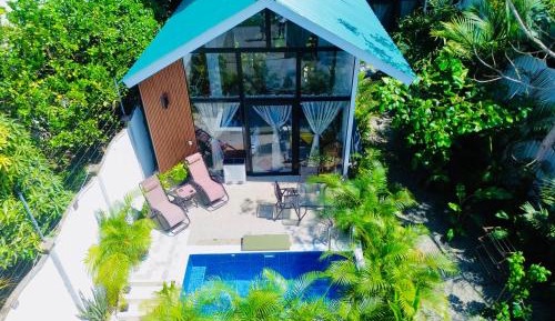 Deluxe Bungalow with Garden View