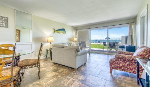 Two-Bedroom Apartment - Oceanfront 