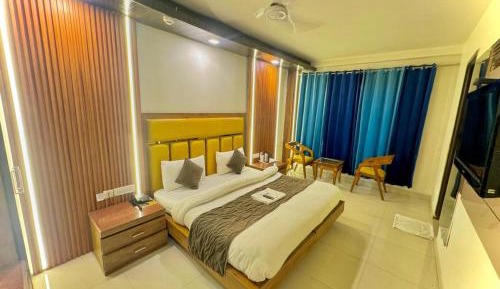 Superior King Room