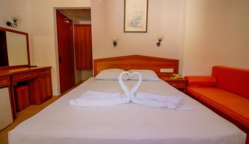 Triple Room with Balcony