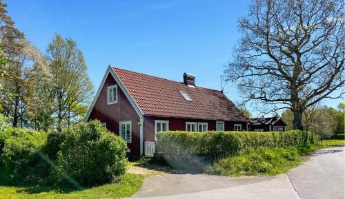 Two-Bedroom Holiday Home