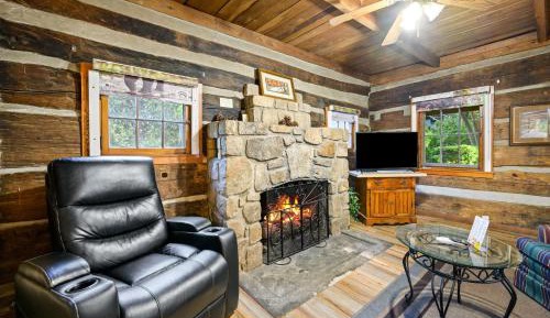 Log Cabin