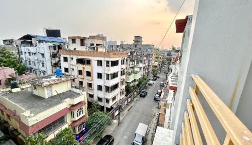 Two-Bedroom Deluxe Apartment with Balcony