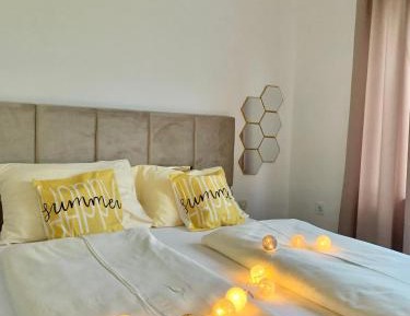 One-Bedroom Apartment with Terrace