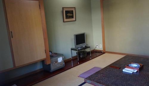 Japanese-Style Economy Room with Shared Bathroom