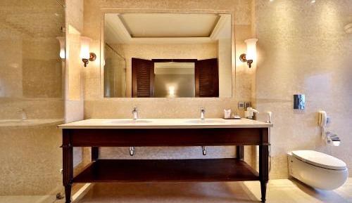 Luxury Suite