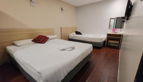 Triple Room