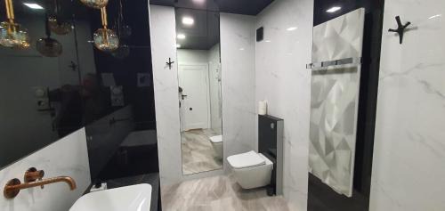 One-Bedroom Deluxe Apartment