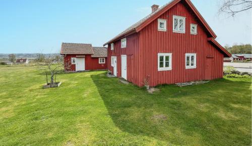 One-Bedroom Holiday Home