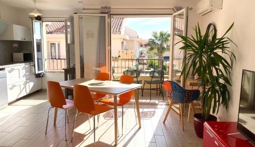 One-Bedroom Apartment with Balcony