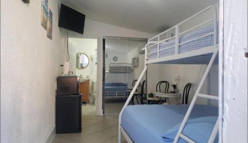 Triple Room with Private Bathroom