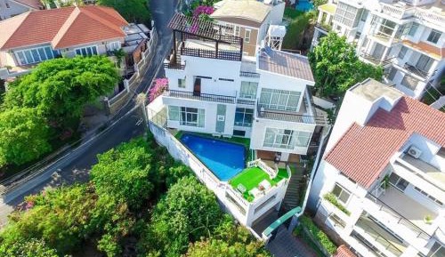 One-Bedroom Villa