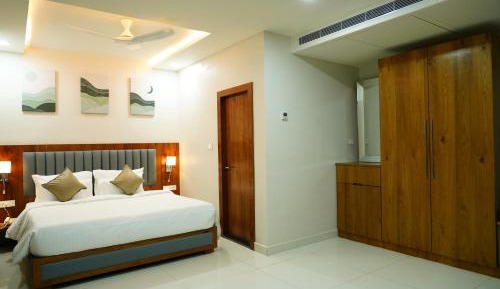 Superior King Room