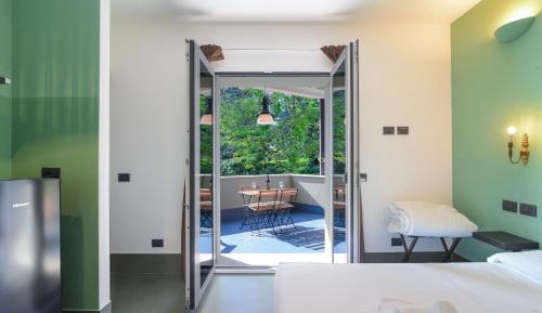Studio with Terrace