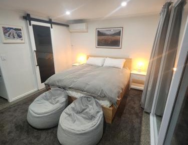 King Room with Mountain View
