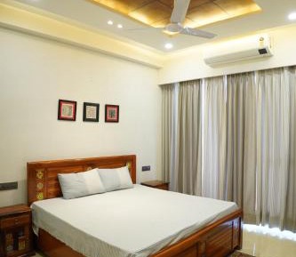 Double Room with Private External Bathroom