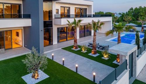 Villa with Private Pool