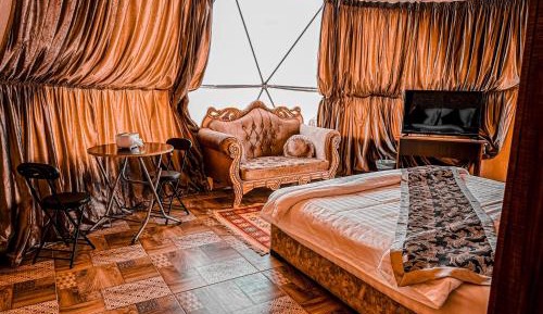 Superior King Room